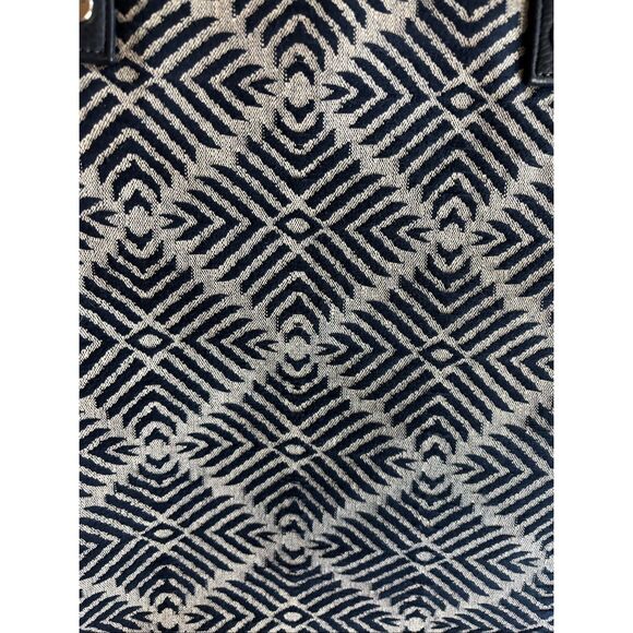 Thirty-One Tote - Picture 2 of 4